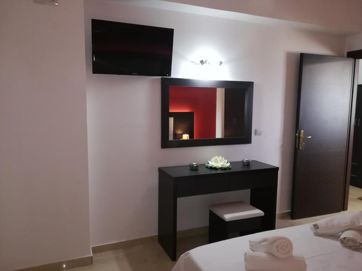 Villa Antonis Deluxe Apartments Amoudi Exterior foto
