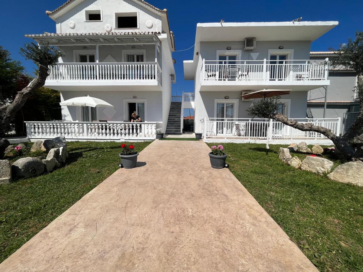 Villa Antonis Deluxe Apartments Amoudi Exterior foto