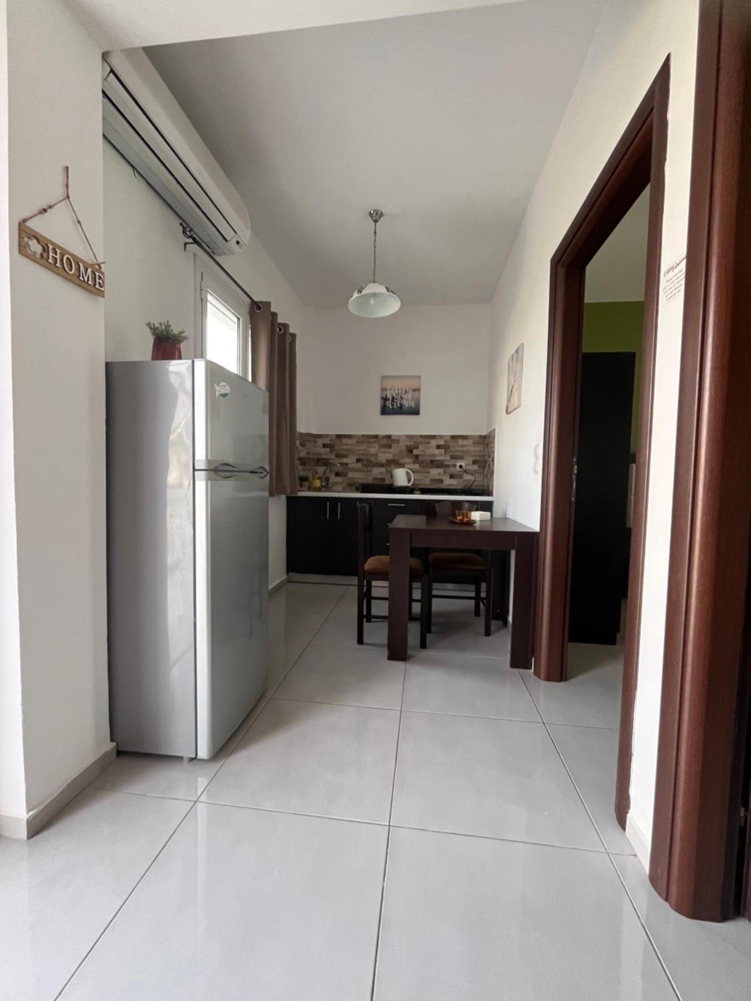 Villa Antonis Deluxe Apartments Amoudi Exterior foto