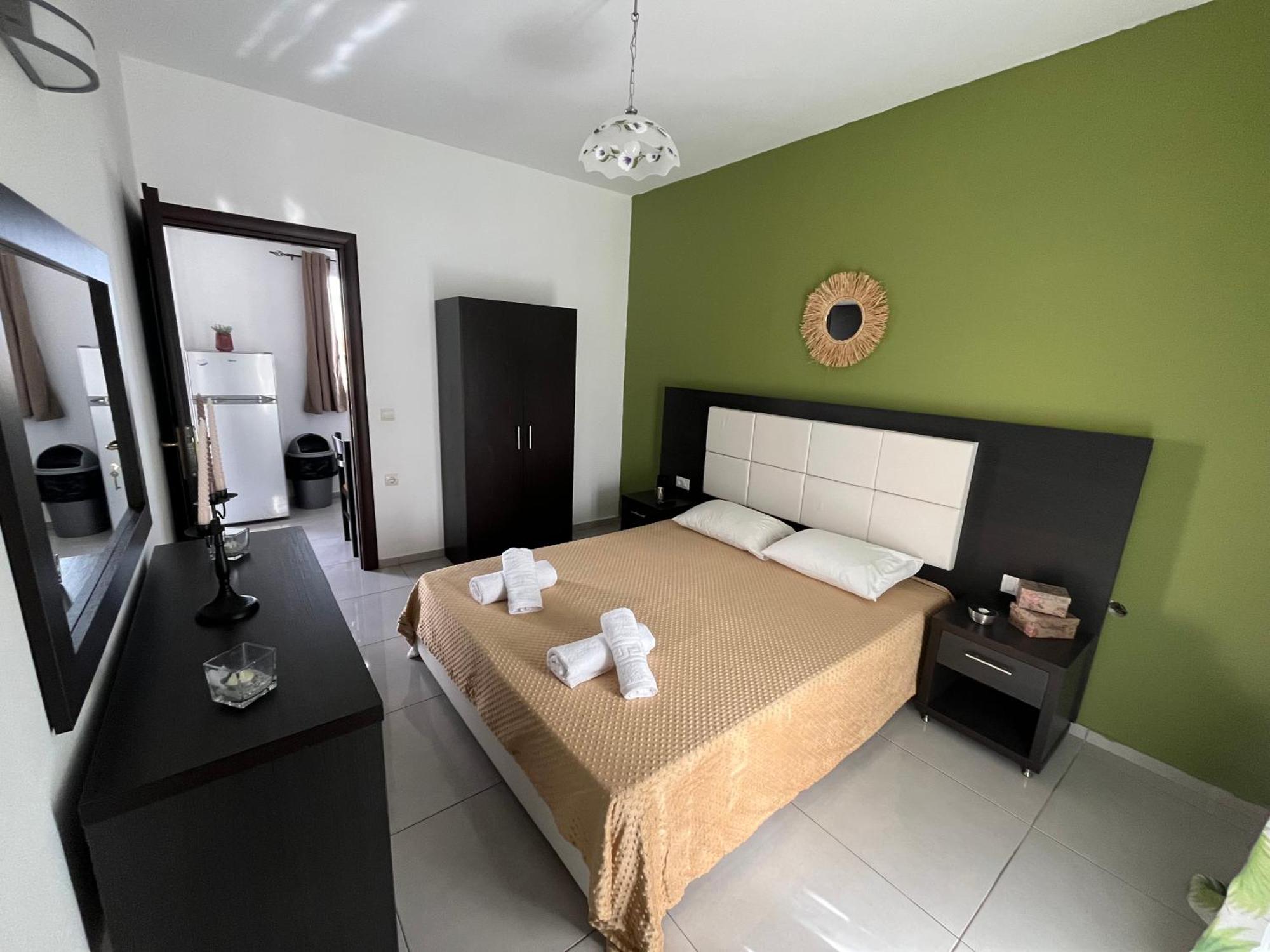 Villa Antonis Deluxe Apartments Amoudi Exterior foto