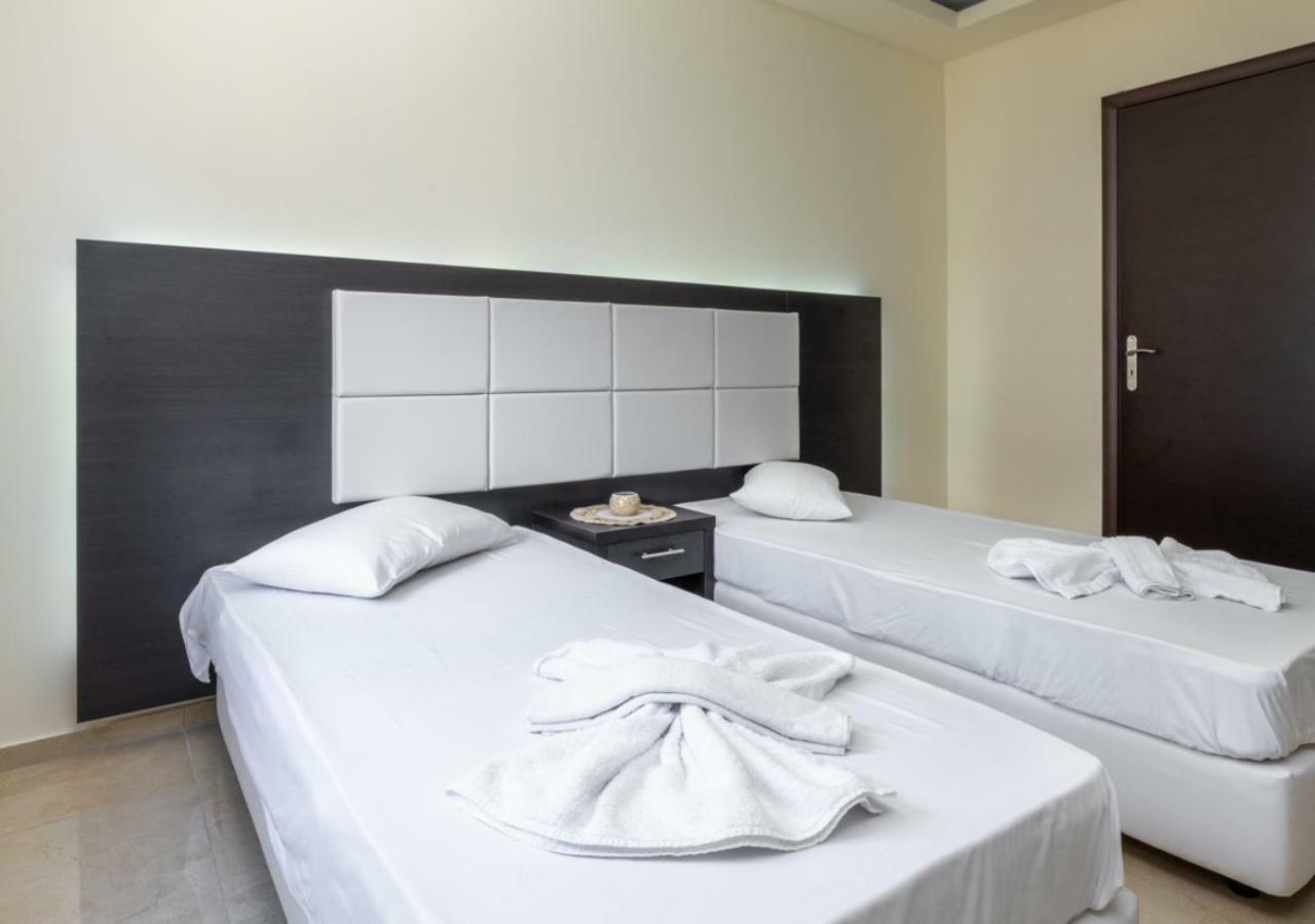 Villa Antonis Deluxe Apartments Amoudi Exterior foto