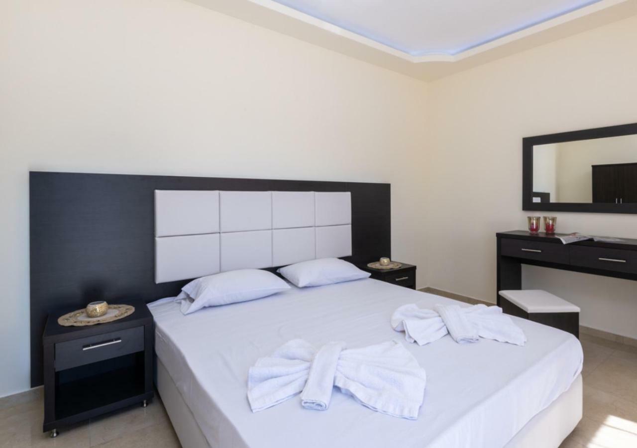 Villa Antonis Deluxe Apartments Amoudi Exterior foto